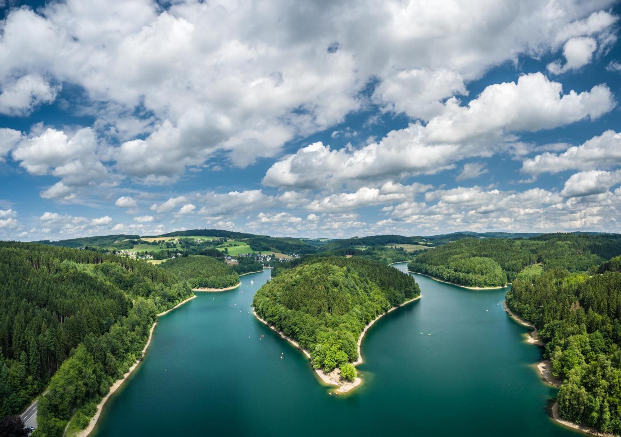Schoenes Appartement Mit Seeblick Gummersbach Kültér fotó